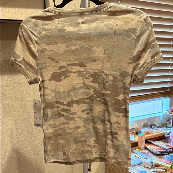 Urban Outfitters Baby Style Tee Light Camo New With Tags - Picture 5 of 5